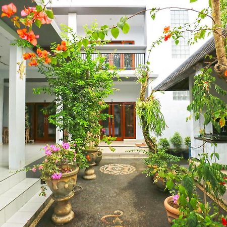 Ibus Room Canggu Buitenkant foto